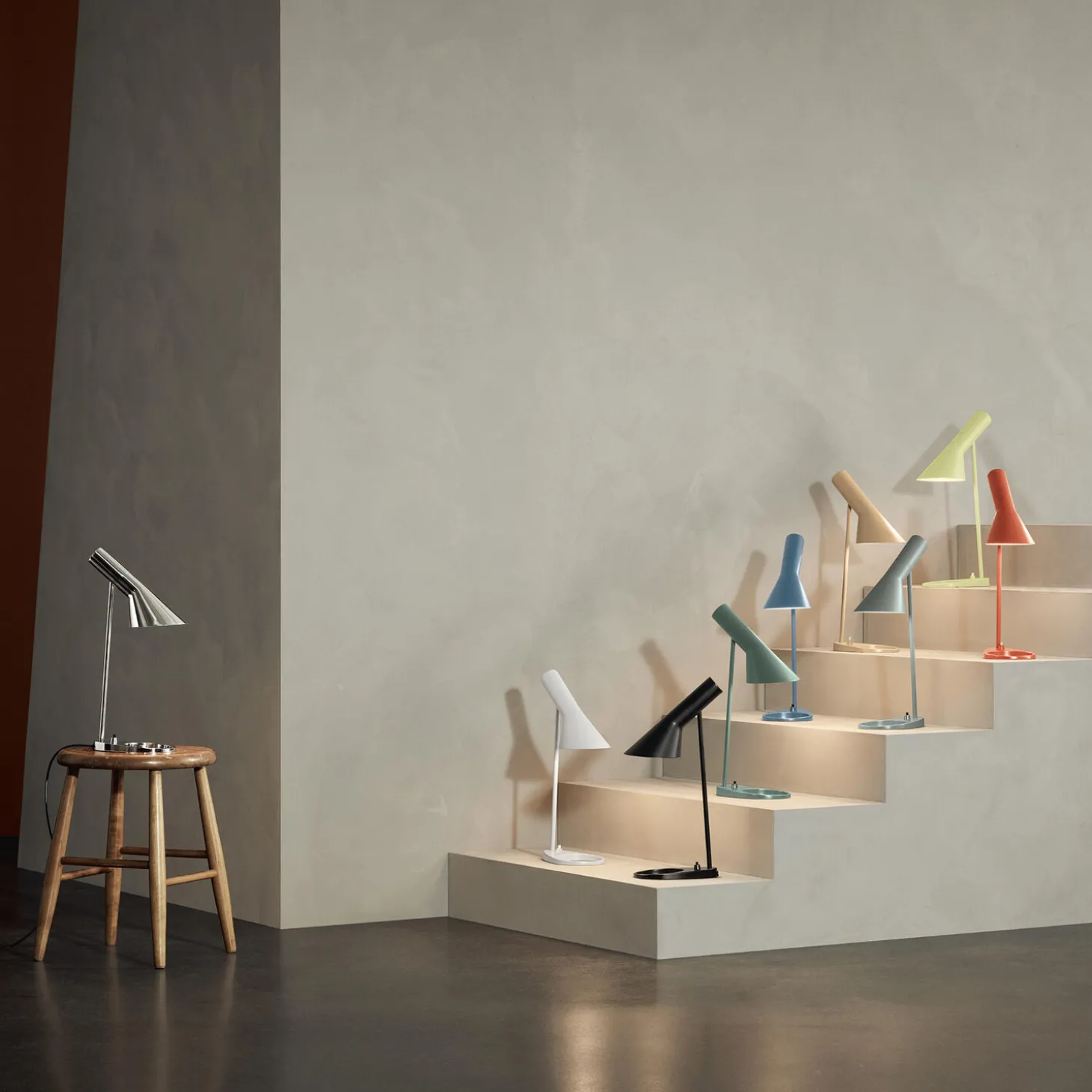 AJ bordlampe, warm grey