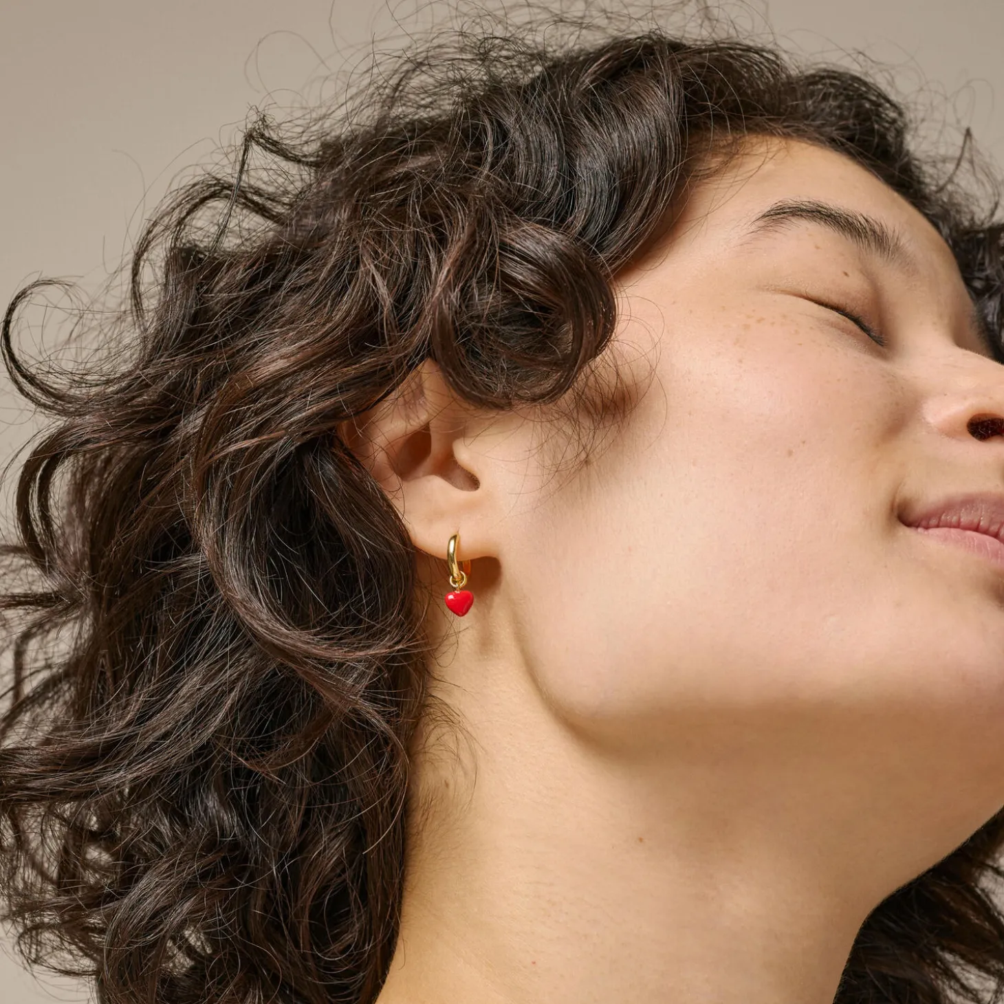 Amore Hoops, red