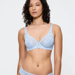 Amourette W, ice