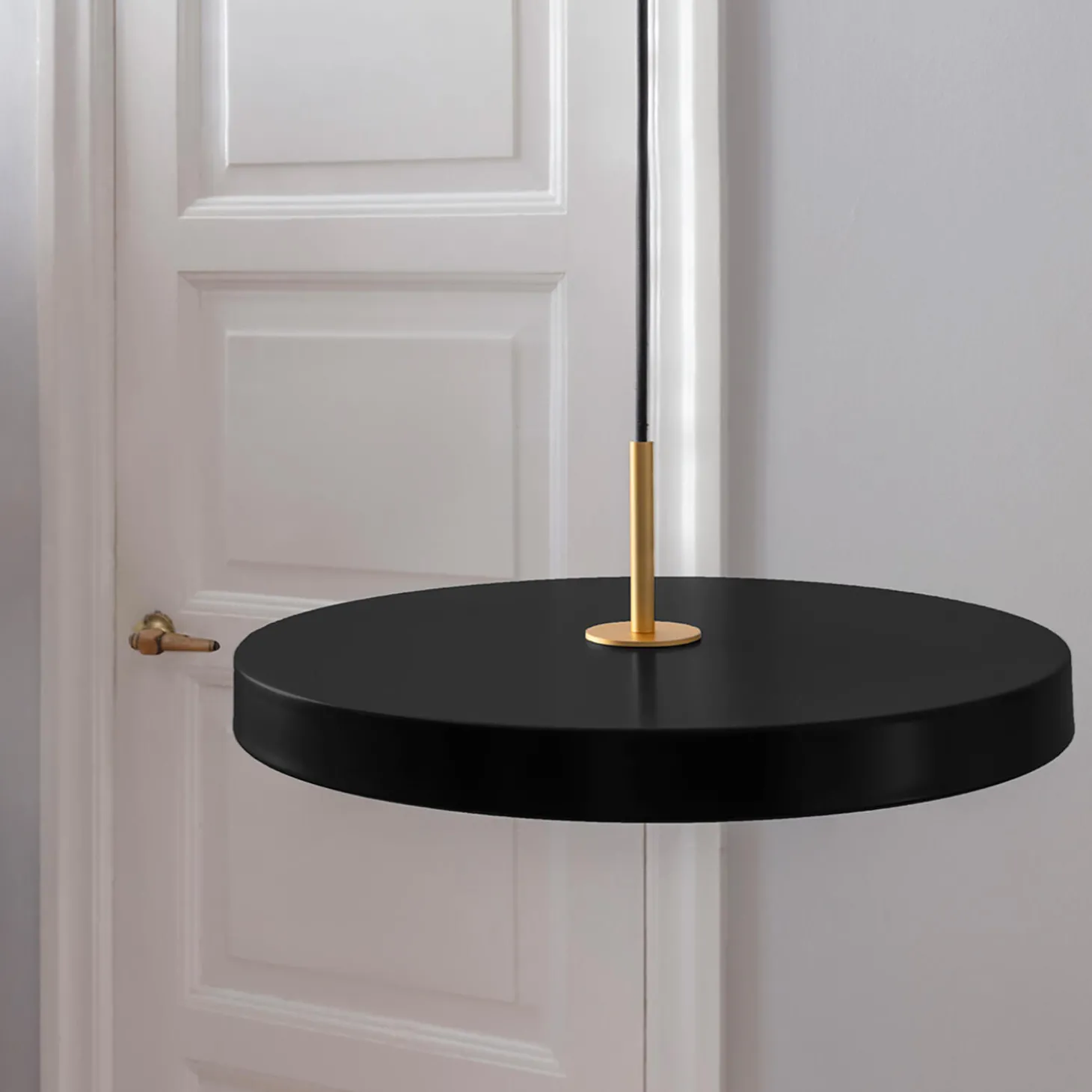 Asteria Plus Pendant, black/brass