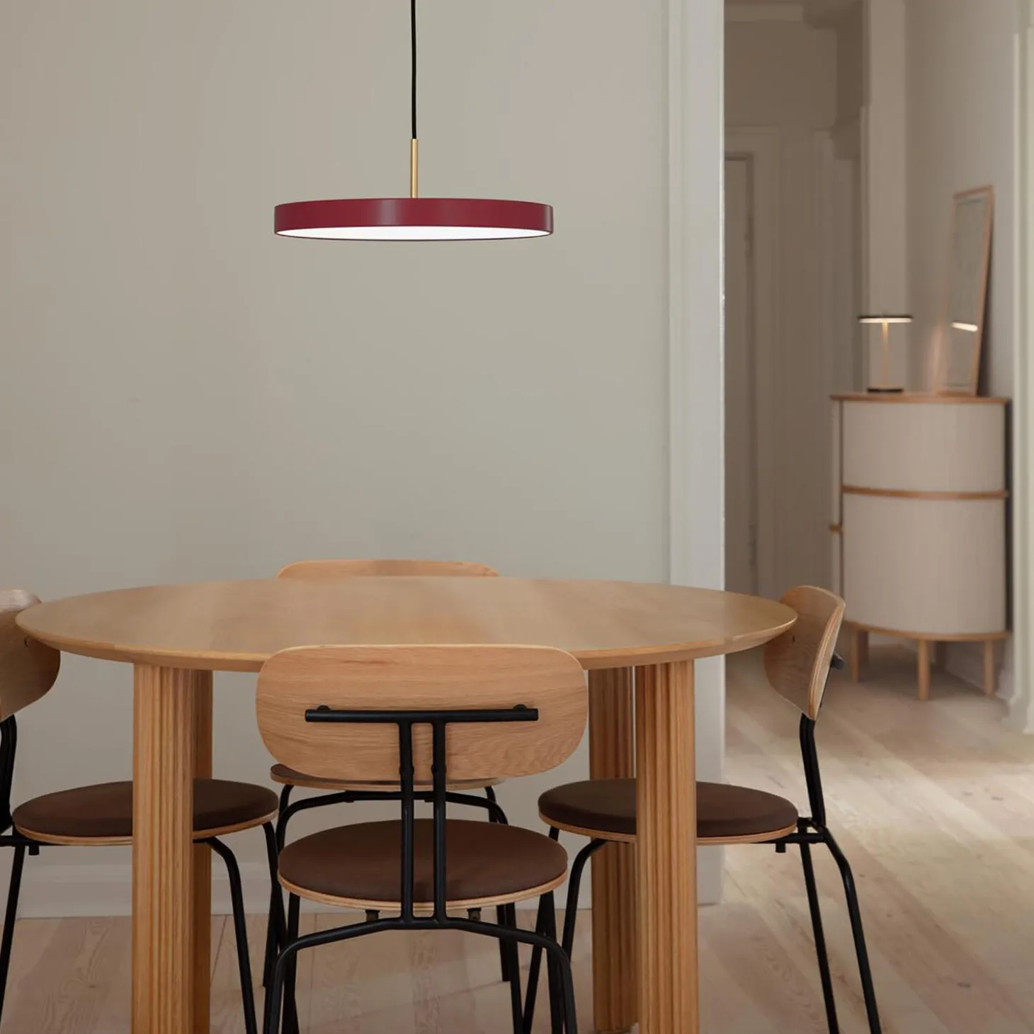 Asteria Plus Pendant, ruby red/brass