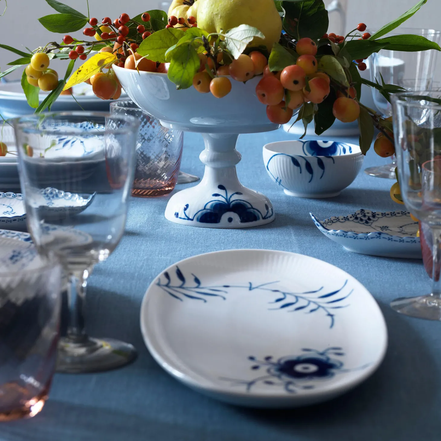 Blå Mega Riflet aflangt fad 37 cm