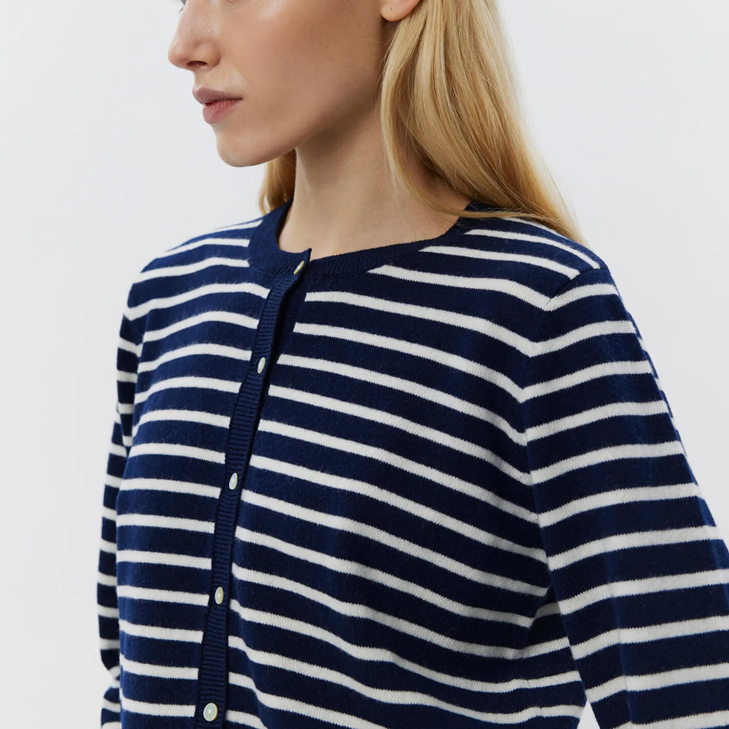 Cardigan, dark blue striped