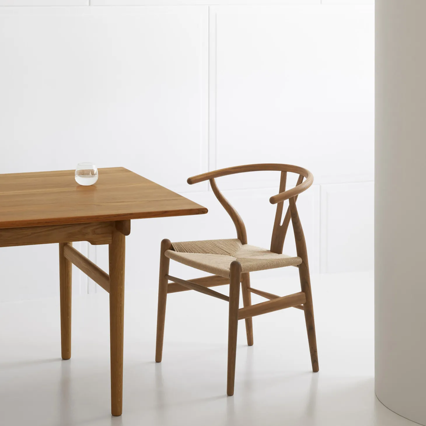 CH327 spisebord, olieret teak/olieret eg