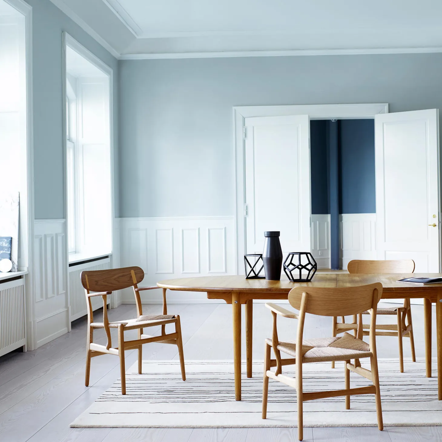 CH26 spisebordsstol, hvidolieret eg/natur