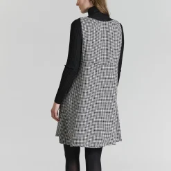 Chesu ærmeløs kjole, black/ivory pepita