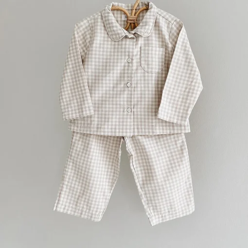 Classic Pyjamas, beige gingham