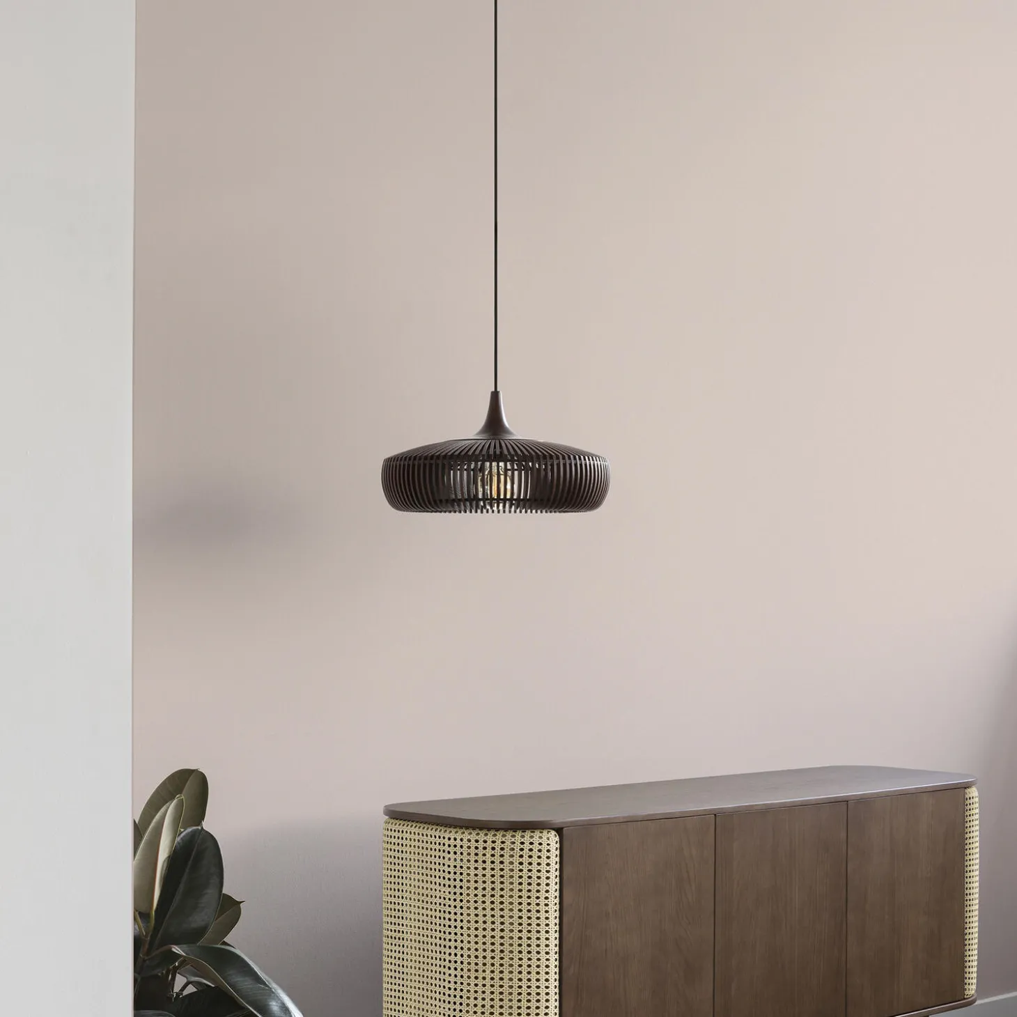 Clava Dine Wood Pendant, dark oak