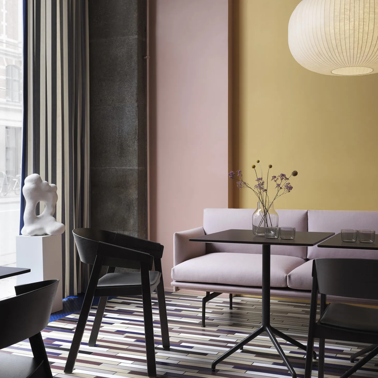 Cover Armchair, refine leather black/black