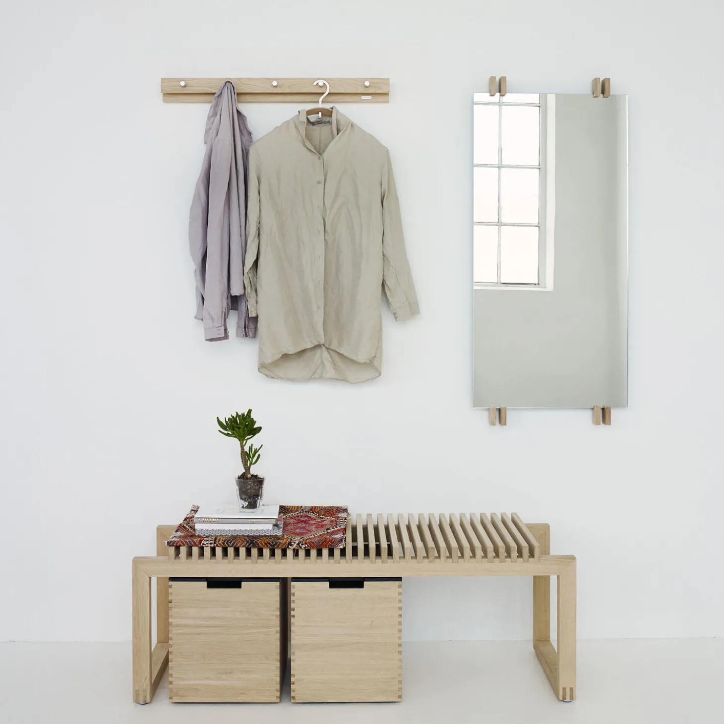 Cutter Coat Rack 72, eg