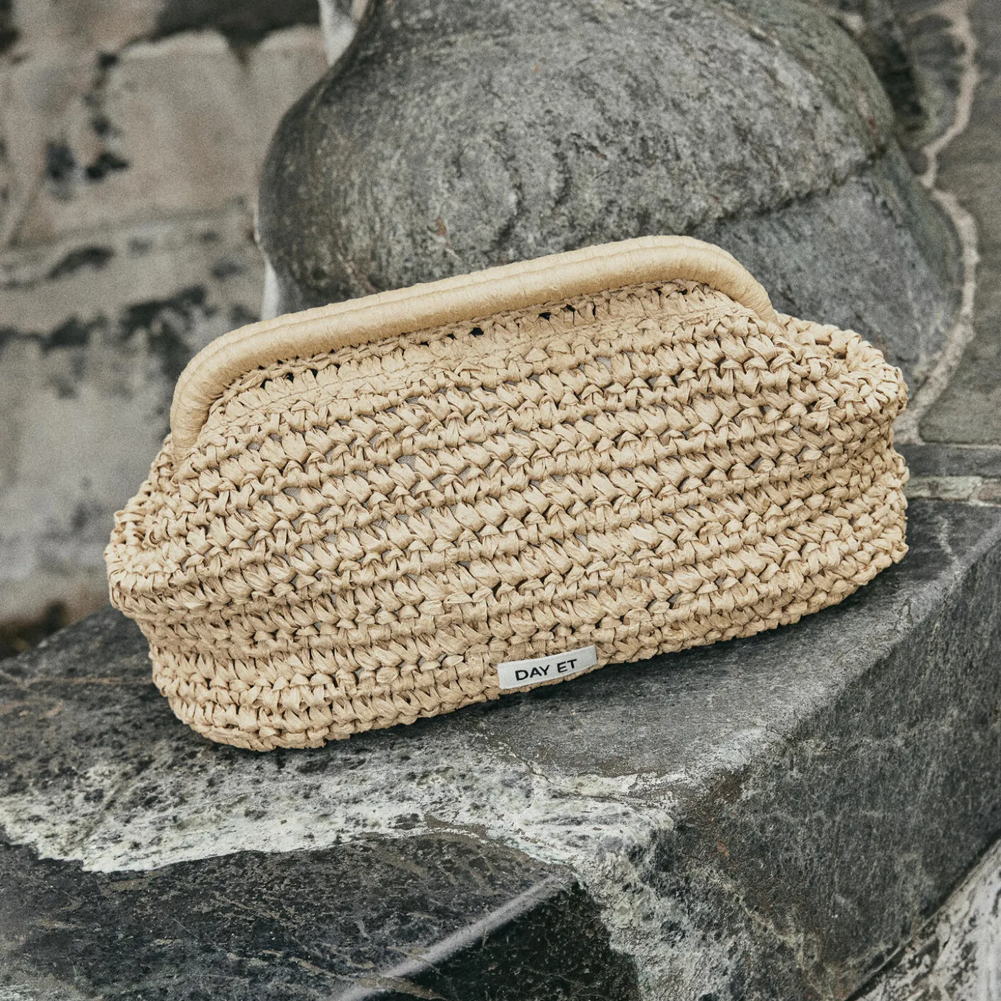 Day Crochet Clutch, coriander beige
