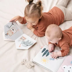 Deer Friends tummy time stofbog, colour mix