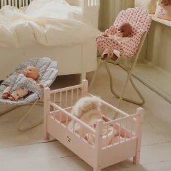 Doll Bed, pink
