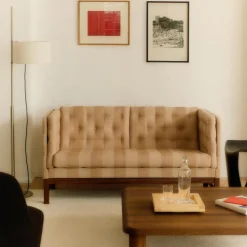 EJ315 2 pers. sofa, Reflex 339/oiled walnut