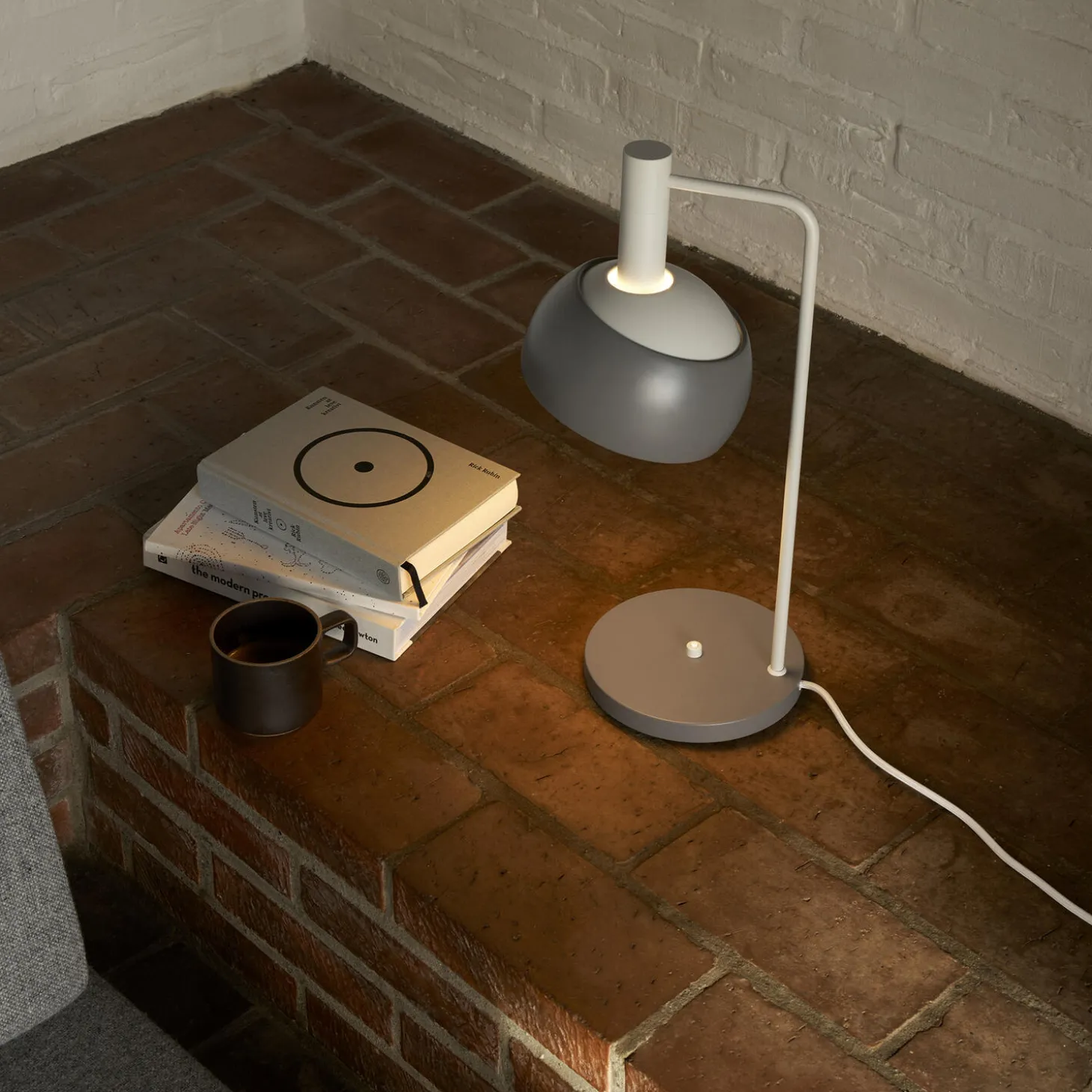 FJ Elements bordlampe, original grey