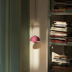 Flowerpot VP10 Pendant, tangy pink