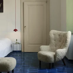 Flowerpot VP10 Pendant, vermilion red