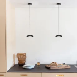 Forget Me Not Pendant, black