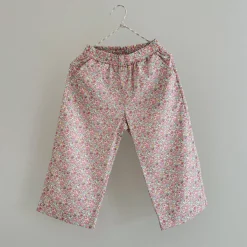 Frankie Pants, pink betsy