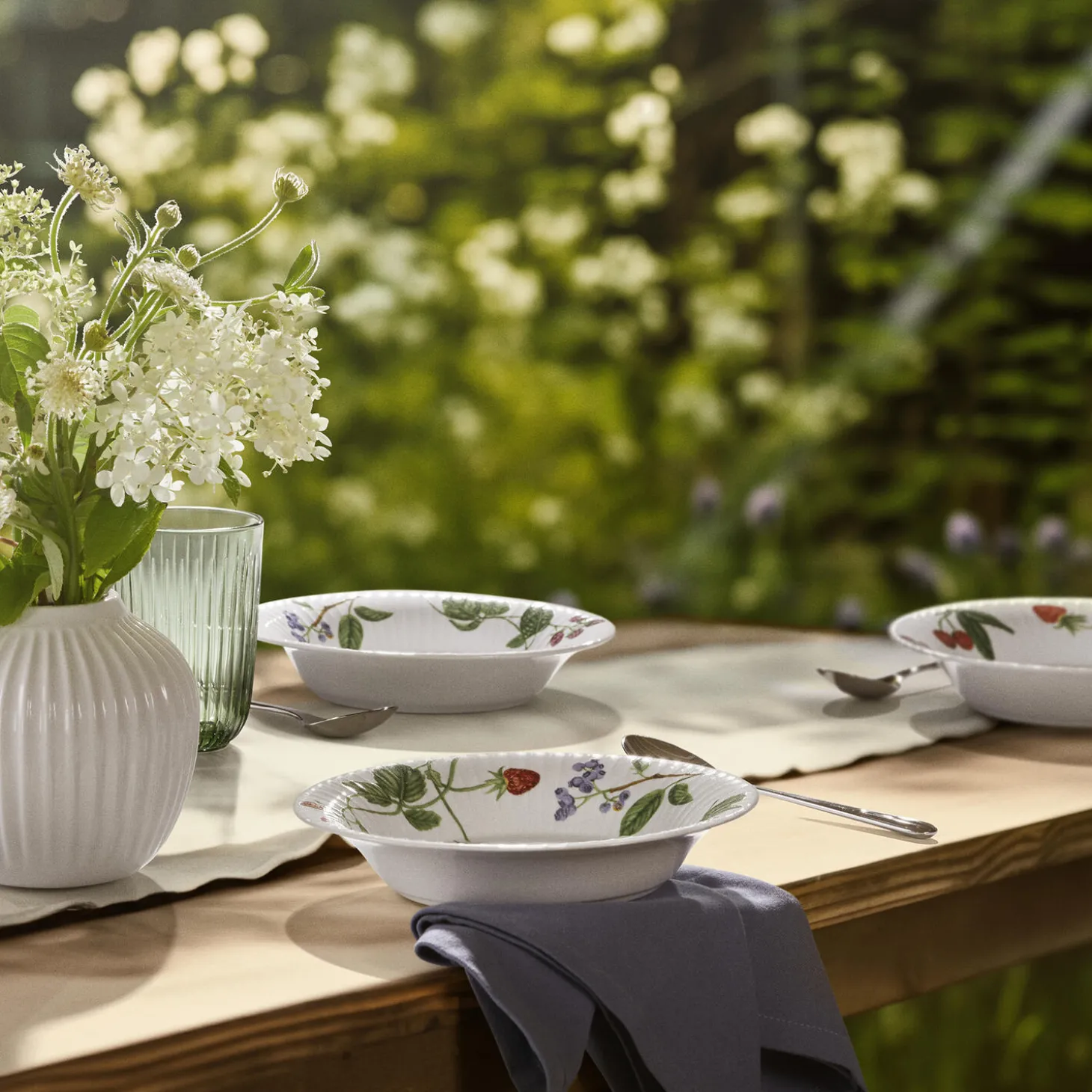 Hammershøi Summer Dyb tallerken Ø 21 cm, sommerbær