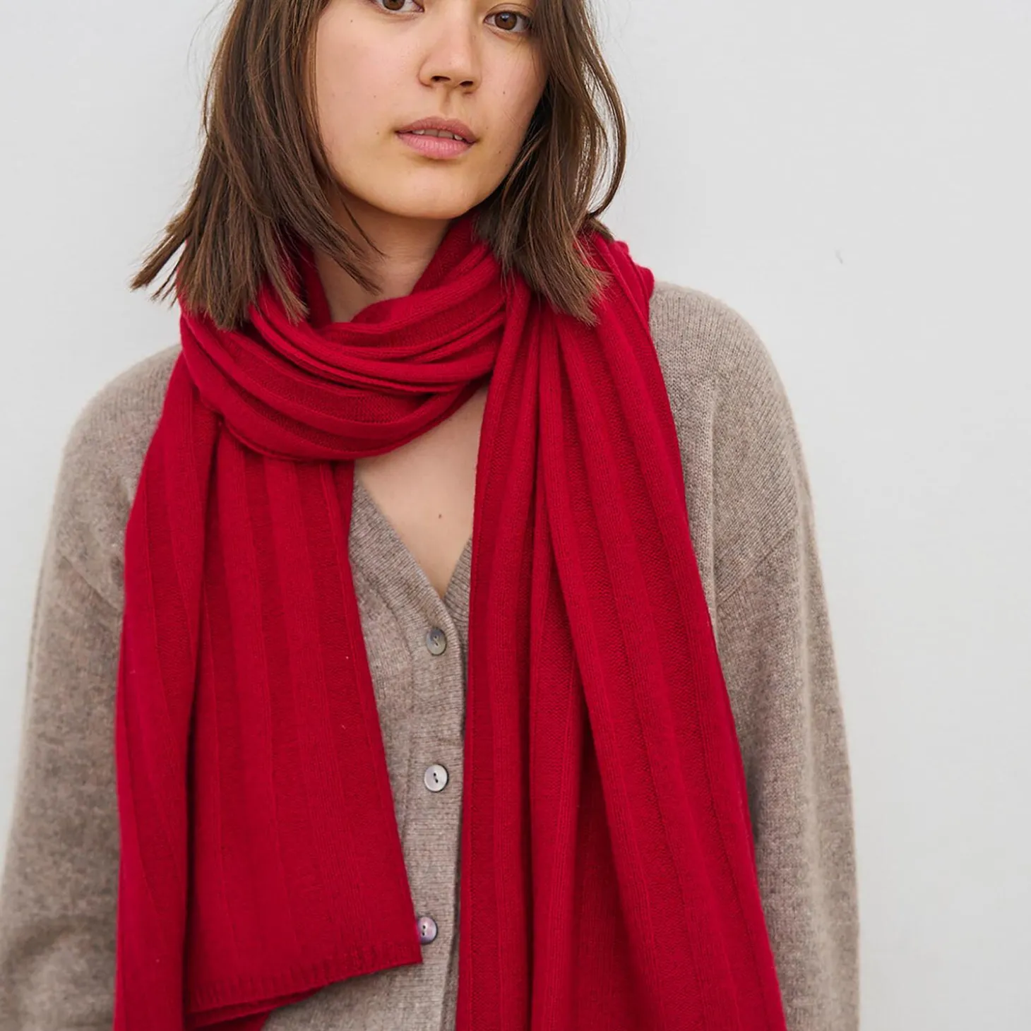 Hannah Scarf, cherry red