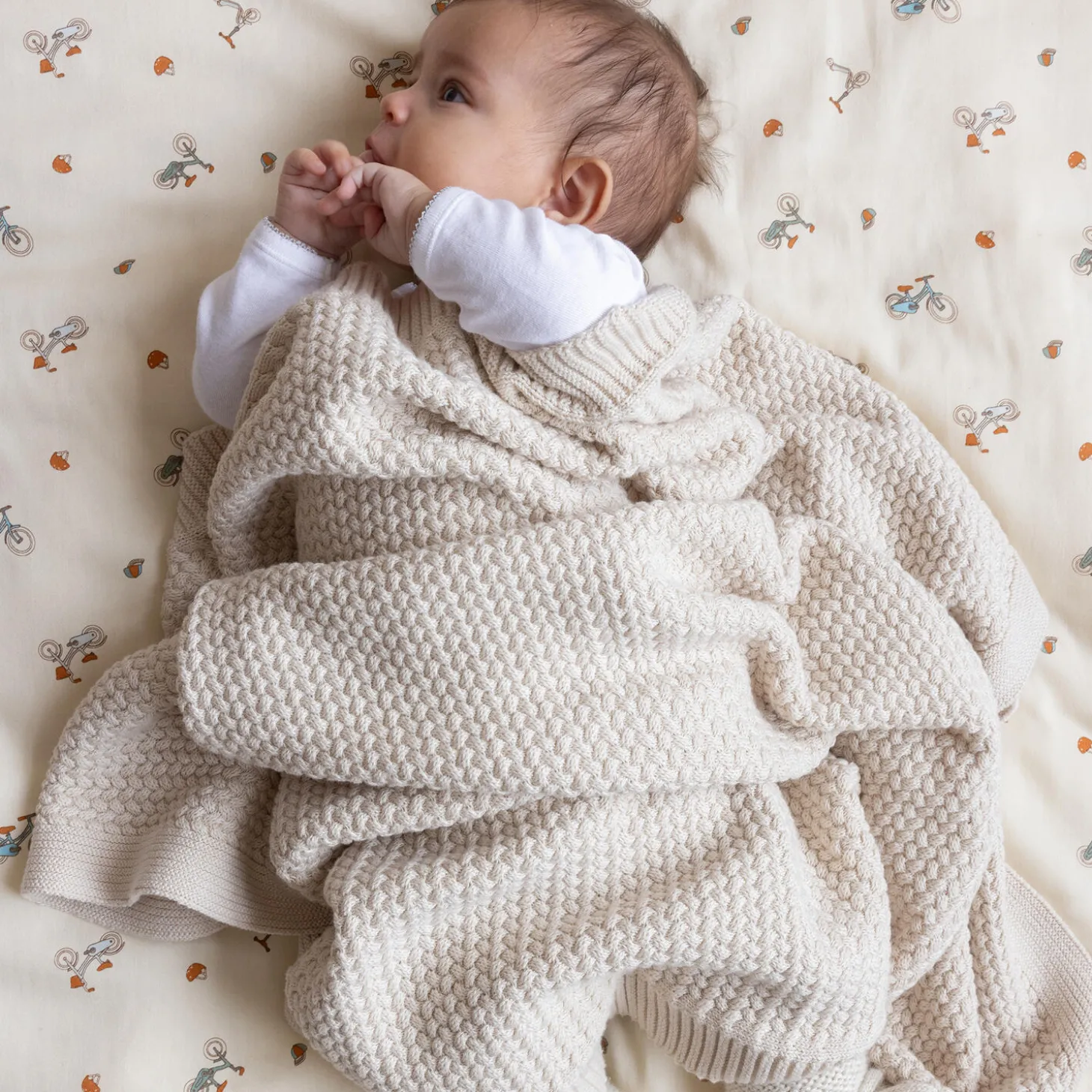 Harper baby striktæppe, off-white