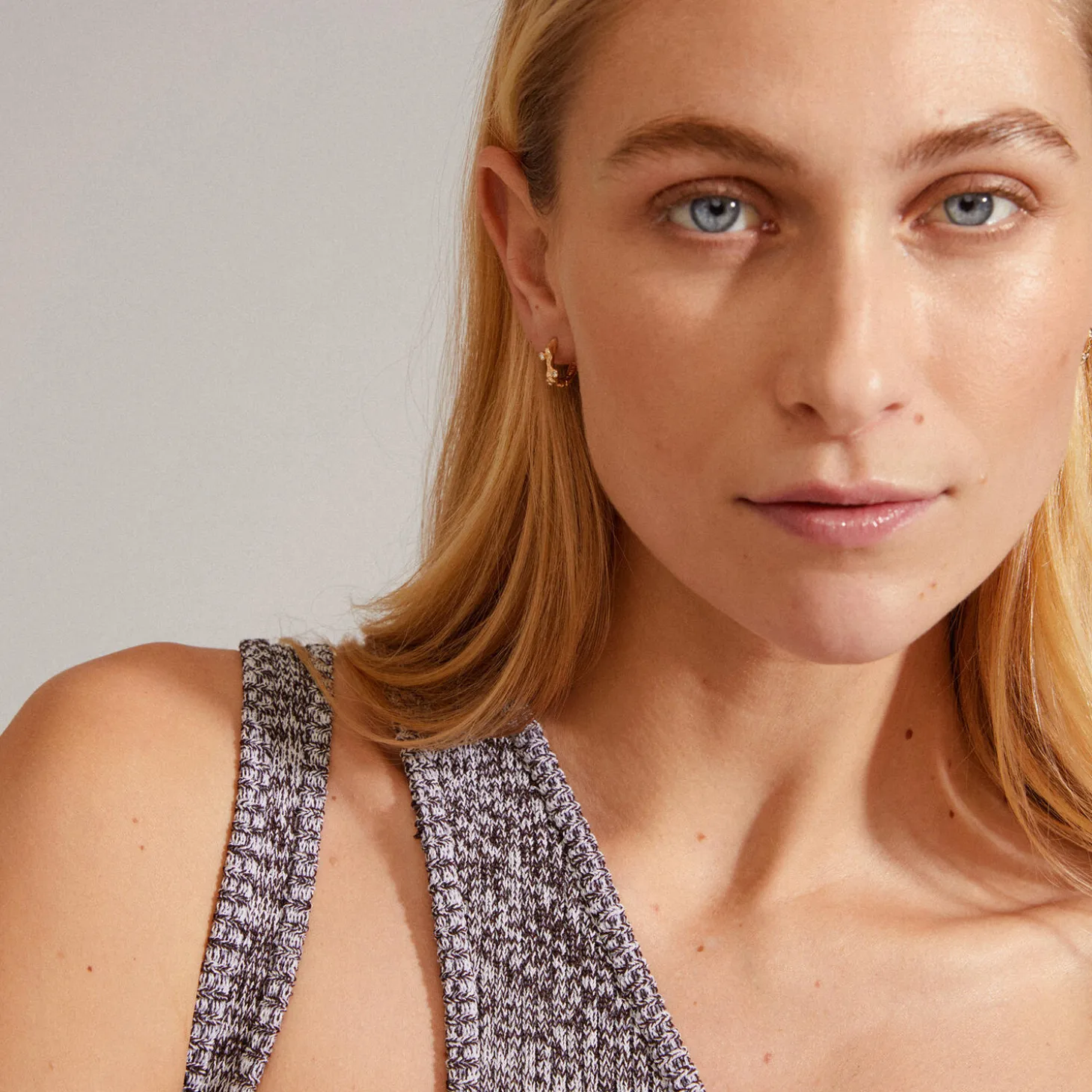 HERMIONE Recycled Crystal Hoop Øreringe, gold plated