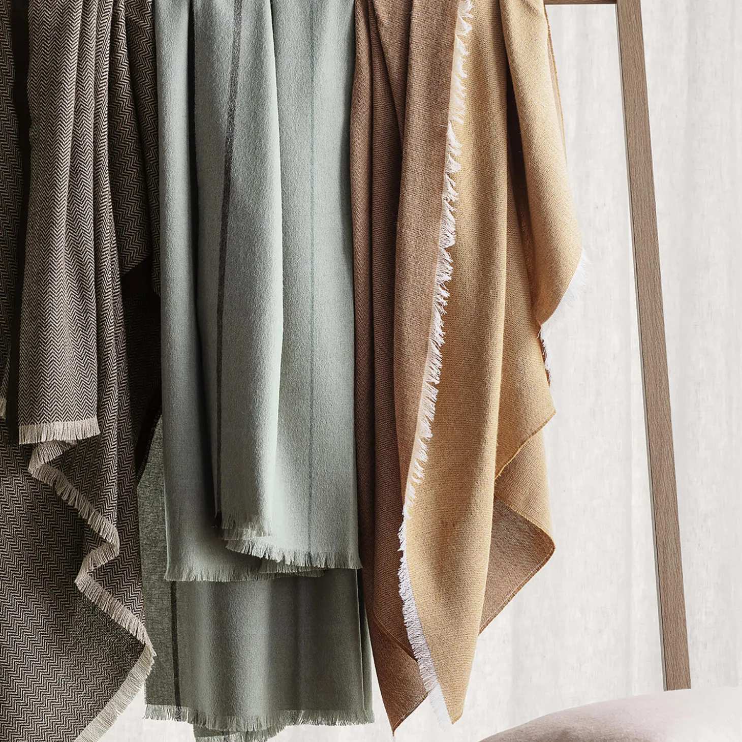 Herringbone plaid, dark blue/grey