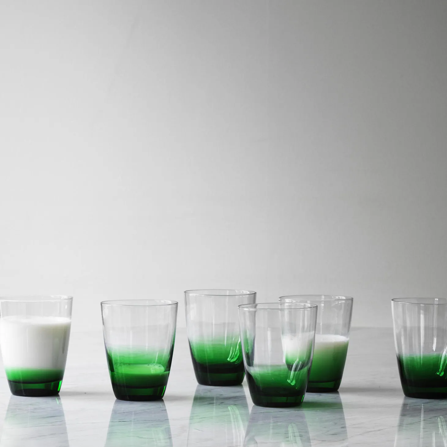Hue glas, green