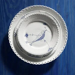 Hvid Riflet Helblonde Tallerken Ø 27 cm