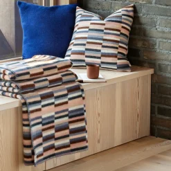 IDA Throw, rosa blue