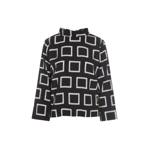 Iki bluse, hopscotch