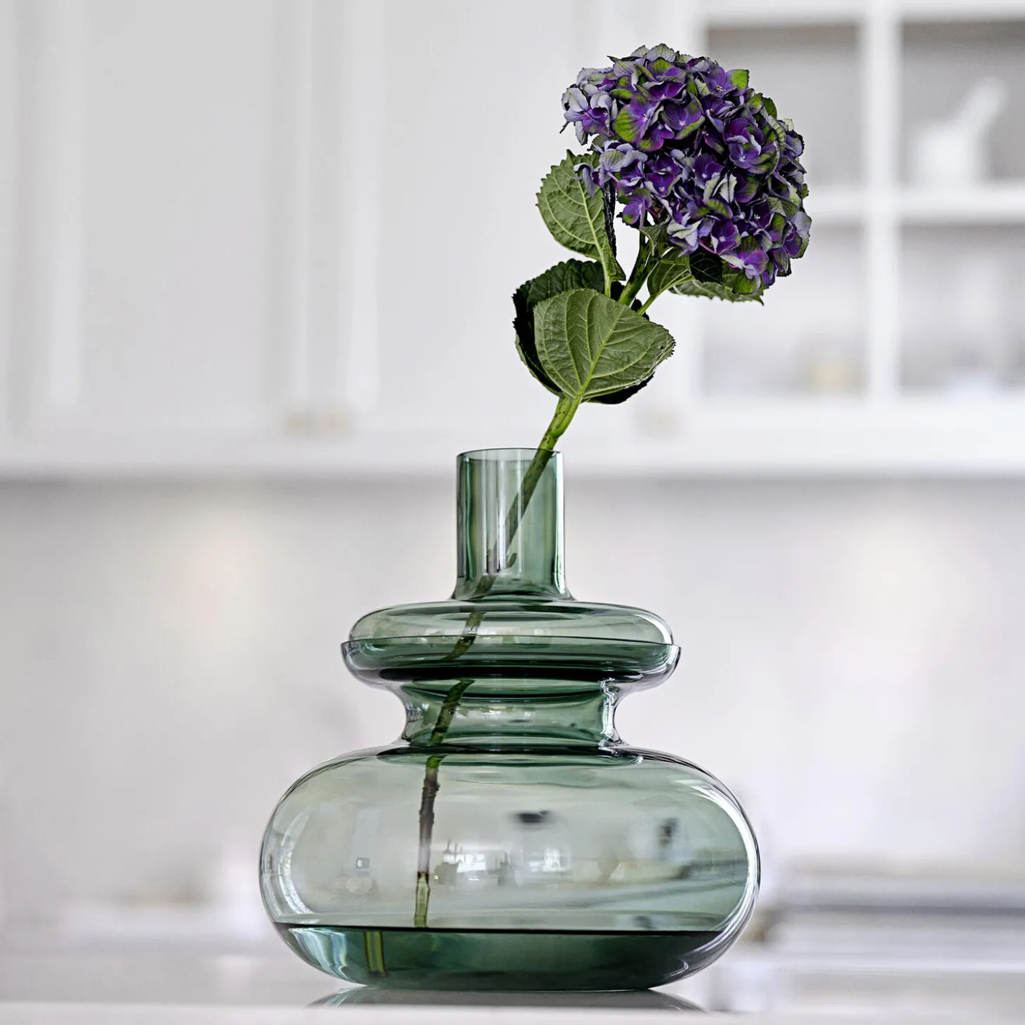 Inu vase, moss green