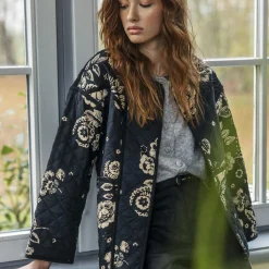 IRMOON Jacket, tulla