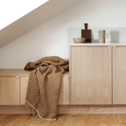 ISAK Throw, chestnut