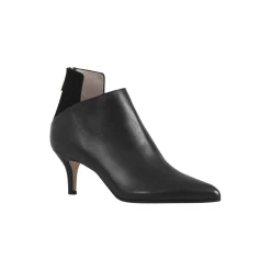 Ivy, black