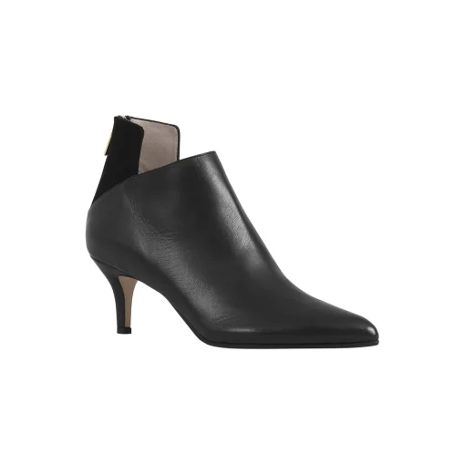 Ivy, black