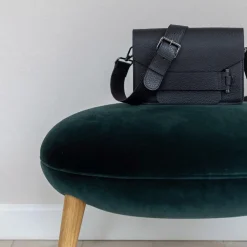 Jolie Grande Crossbody Bag, black/gold