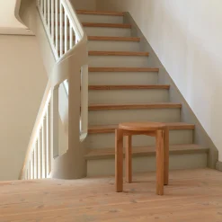 KA50 skammel, olieret eg