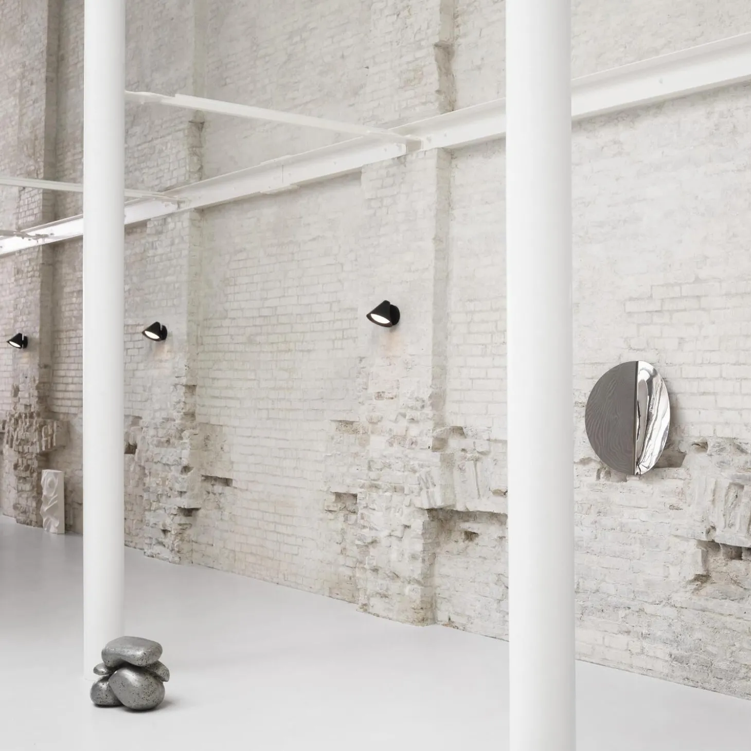 Keglen væglampe, sort