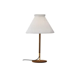 Le Klint 328 bordlampe med papirskærm, røget eg