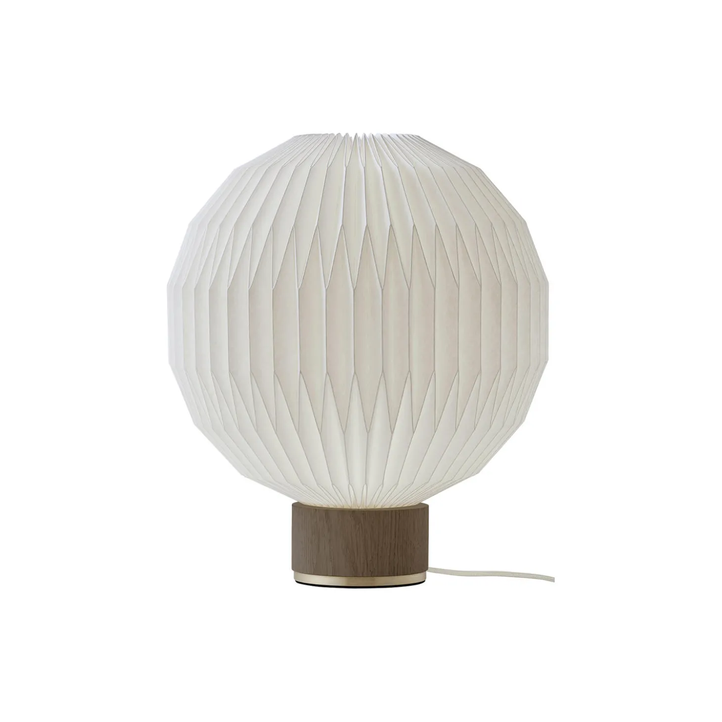 Le Klint 375 bordlampe med standardskærm, røget eg