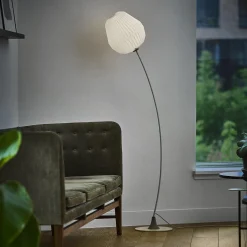 Le Klint 330 Bouquet gulvlampe, cream white