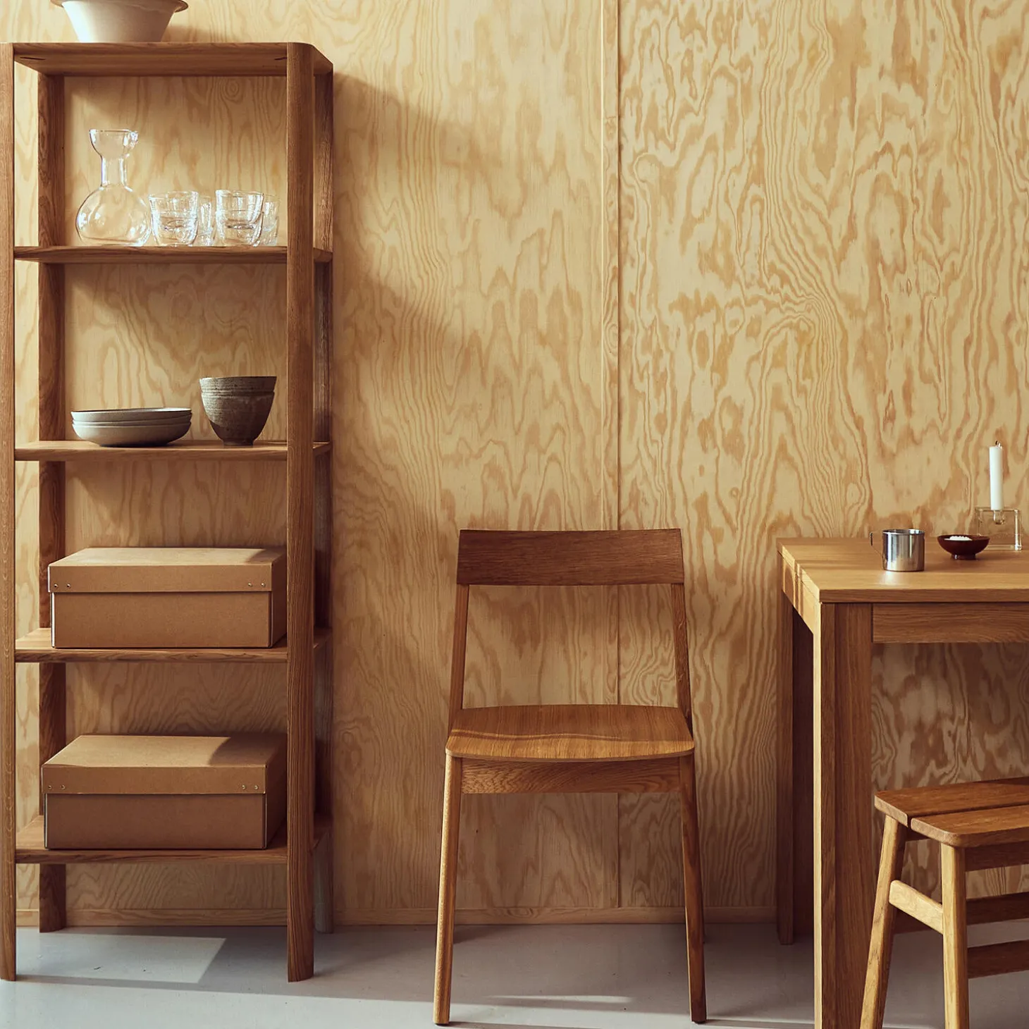 Leaf Shelf, oiled oak