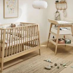 Leander Linea™ puslebord med skumhynde, beech