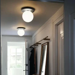 Liila 1 Large Wall Lamp, light silver/opal