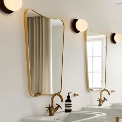 Liila 1 Medium Wall Lamp, black/opal