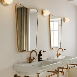 Liila 1 Small Wall Lamp, nordic gold/opal