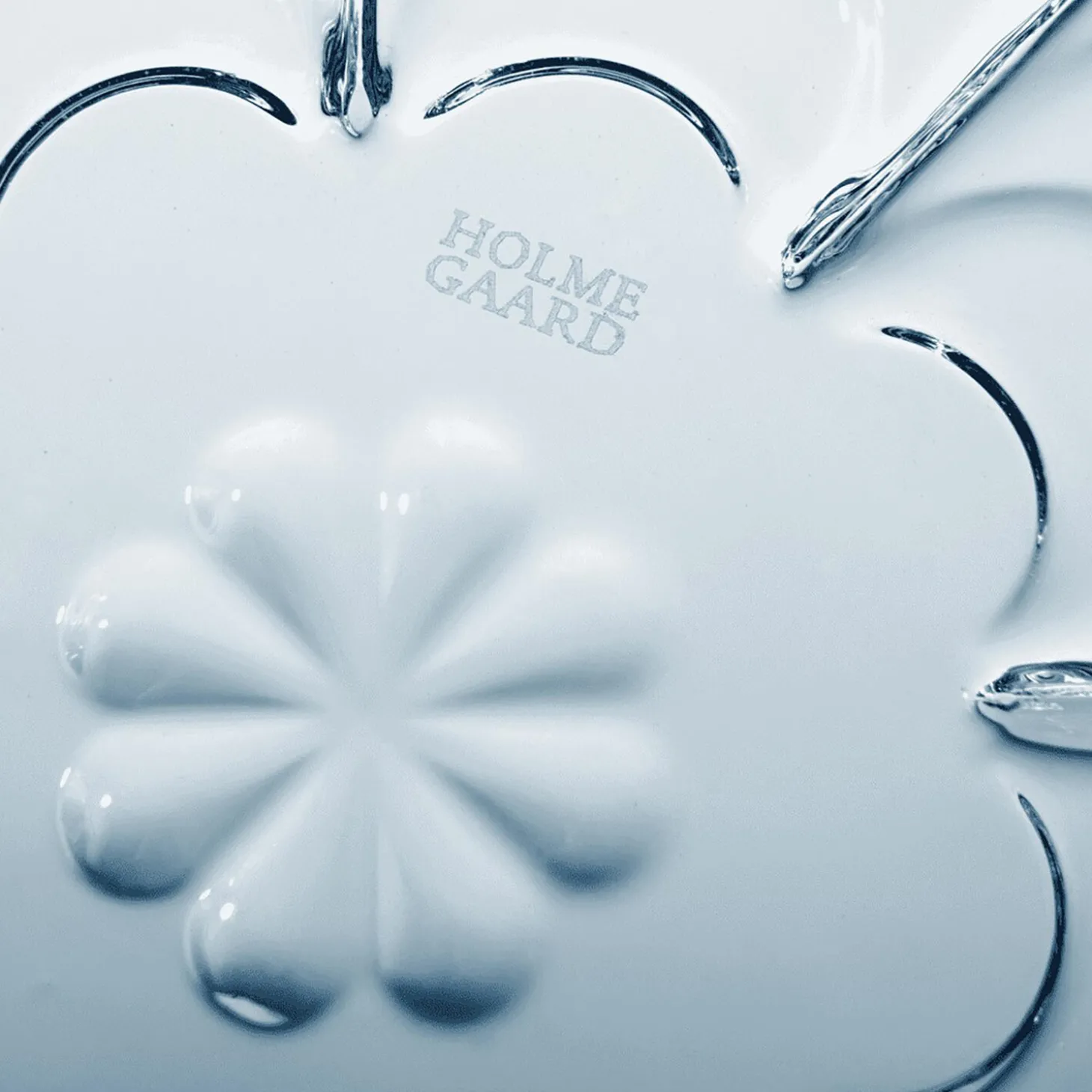 Lily vase, blue iris