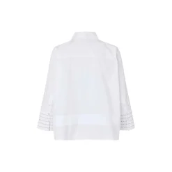 MaIanela, white